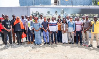 Cérémonie de transformation de pré-groupes locaux en groupes locaux